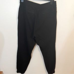 Lululemon men’s joggers